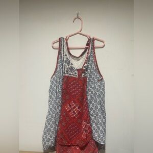 Rewind Red and Blue Patterned Women's Tank Sz M